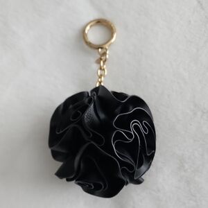 Elegant Black Key Holder